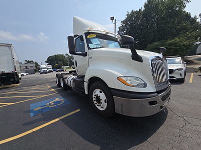 2020 International LT625
