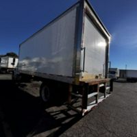 2019 Freightliner M2 106