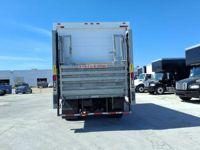 2017 Freightliner M2 106