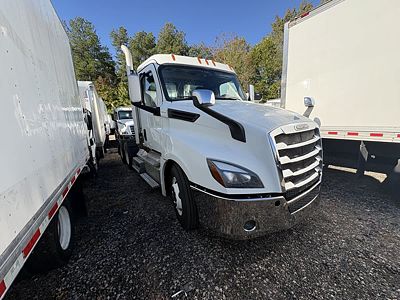 2019 Freightliner NEW CASCADIA PX12664