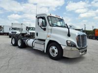 2020 Freightliner CASCADIA 125