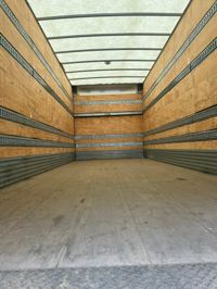 2016 Freightliner M2 106