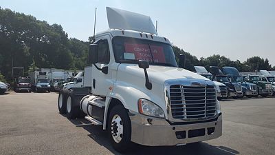 2018 Freightliner CASCADIA 125