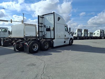 2021 Freightliner NEW CASCADIA PX12664