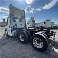 2018 Freightliner CASCADIA 113