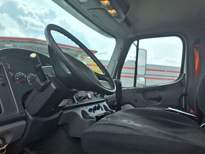 2020 Freightliner M2 112