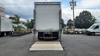 2018 Freightliner M2 106