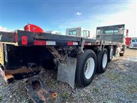 2015 Freightliner 108SD