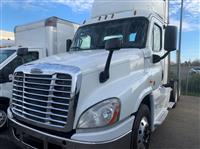 2017 Freightliner CASCADIA 125