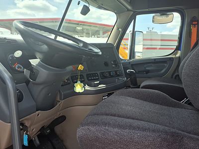 2020 Freightliner CASCADIA 125
