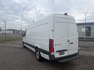 2021 Mercedes-Benz F2CA74 SPRINTER