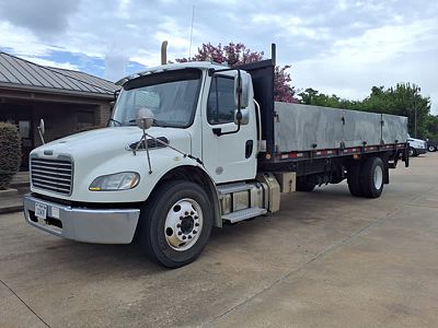 2019 Freightliner M2 106