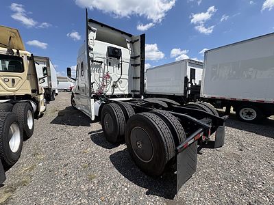 2020 Freightliner NEW CASCADIA PX12664