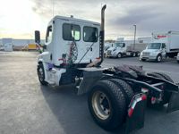 2018 Freightliner CASCADIA 113