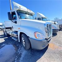 2017 Freightliner CASCADIA 125