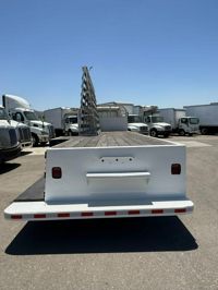 2016 Freightliner M2 106