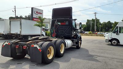 2020 International LT625