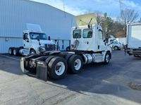 2020 Freightliner NEW CASCADIA PX12664