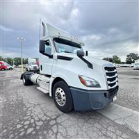 2019 Freightliner NEW CASCADIA 126