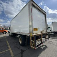 2019 Freightliner M2 106