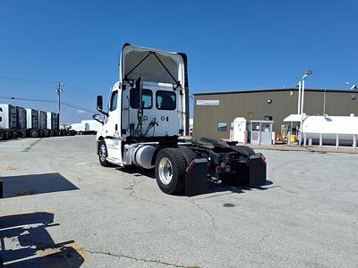 2021 Freightliner CASCADIA PX11642ST