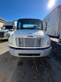 2021 Freightliner M2 106