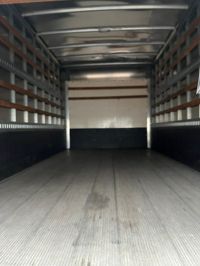 2020 Freightliner M2 106