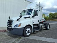 2022 Freightliner CASCADIA PX12642ST