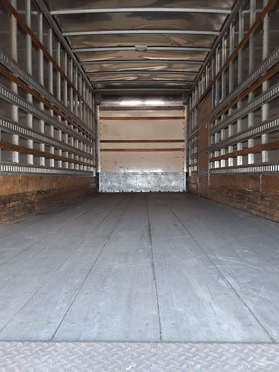 2018 Freightliner M2 106
