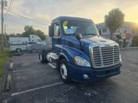 2018 Freightliner CASCADIA 113