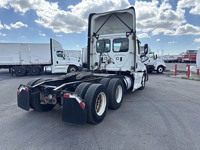2021 Freightliner NEW CASCADIA PX12664