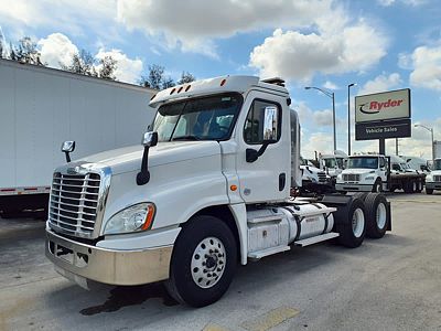 2019 Freightliner CASCADIA 125
