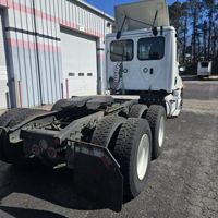 2020 Freightliner NEW CASCADIA PX12664