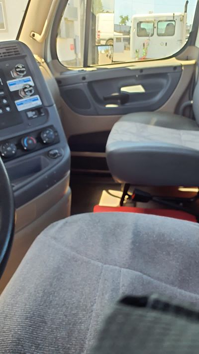 2019 Freightliner CASCADIA 125