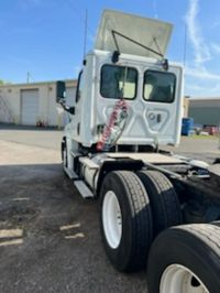 2019 Freightliner CASCADIA 125