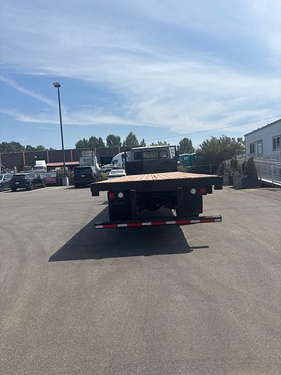2017 Freightliner M2 106
