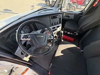 2021 Freightliner NEW CASCADIA PX12664