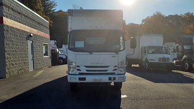 2019 Isuzu NRR