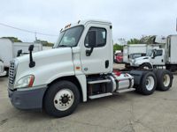 2017 Freightliner CASCADIA 125