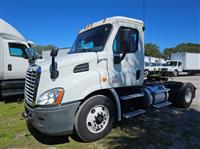 2017 Freightliner CASCADIA 113