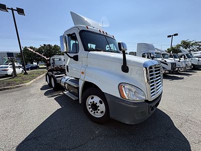 2019 Freightliner CASCADIA 125