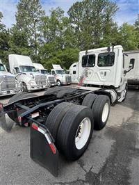 2018 Freightliner CASCADIA 125