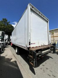 2017 Freightliner M2 106