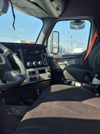 2020 Freightliner NEW CASCADIA PX12664