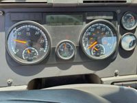 2020 Freightliner CASCADIA 125