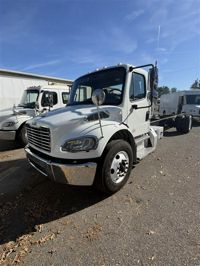 2021 Freightliner M2 106