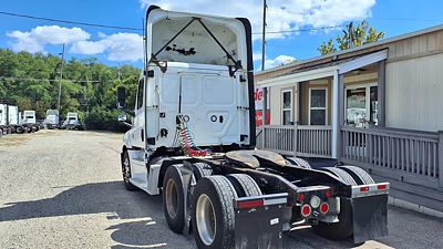 2019 Freightliner NEW CASCADIA PX12664
