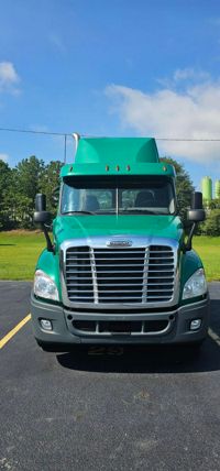 2019 Freightliner CASCADIA 125