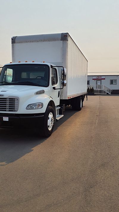 2018 Freightliner M2 106