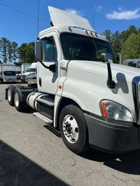 2019 Freightliner CASCADIA 125